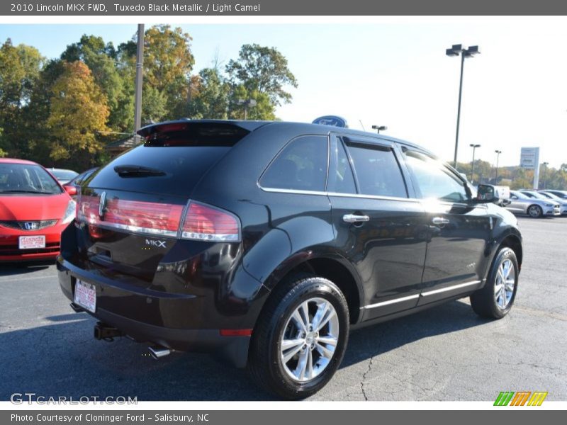 Tuxedo Black Metallic / Light Camel 2010 Lincoln MKX FWD