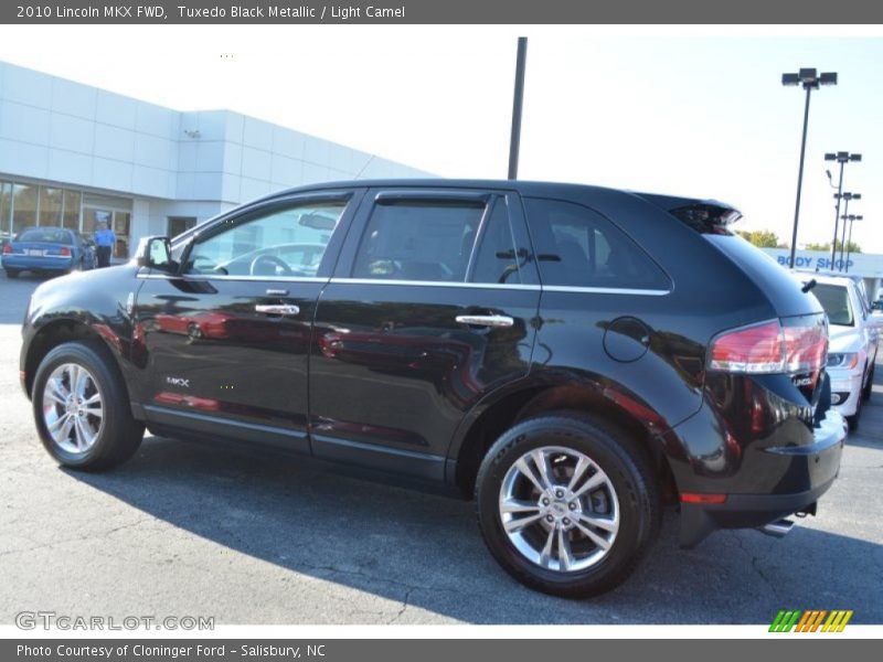 Tuxedo Black Metallic / Light Camel 2010 Lincoln MKX FWD