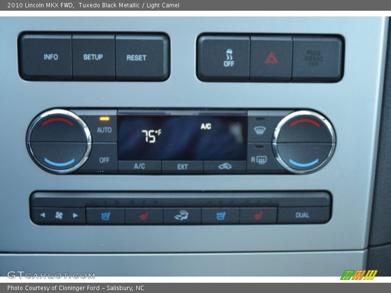 Tuxedo Black Metallic / Light Camel 2010 Lincoln MKX FWD