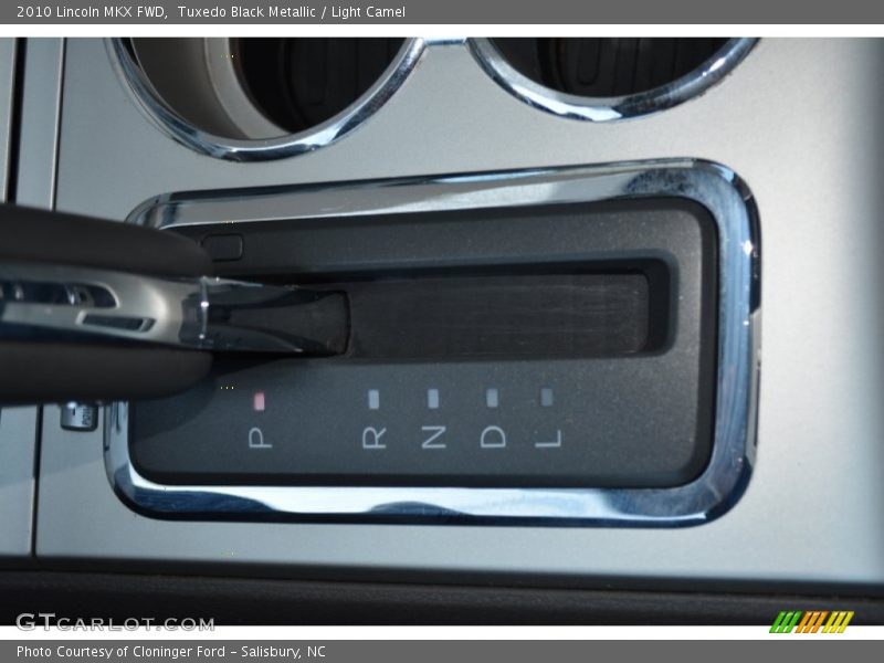 Tuxedo Black Metallic / Light Camel 2010 Lincoln MKX FWD