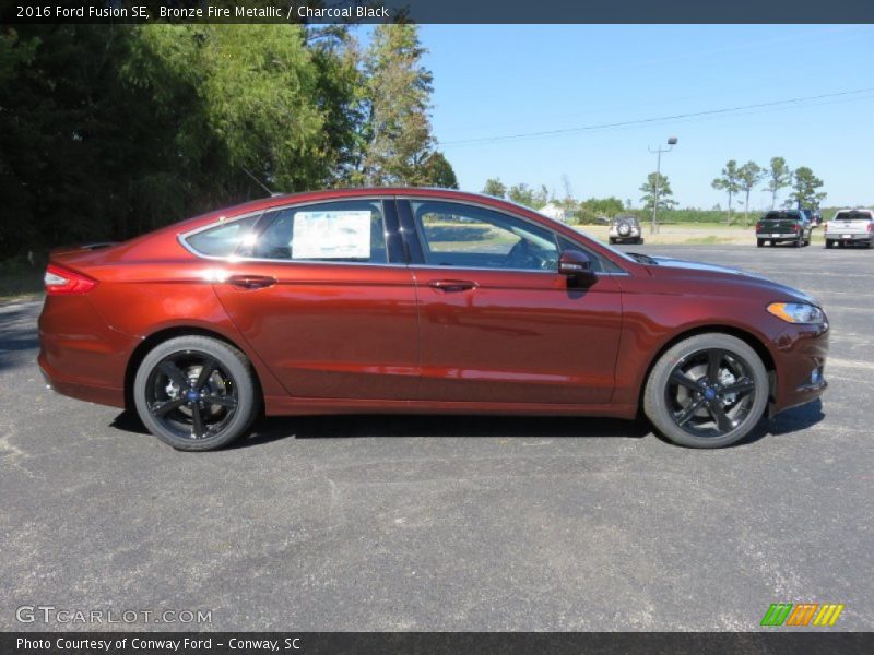 Bronze Fire Metallic / Charcoal Black 2016 Ford Fusion SE
