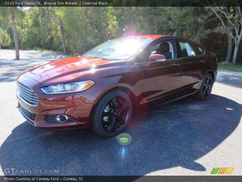 Bronze Fire Metallic / Charcoal Black 2016 Ford Fusion SE