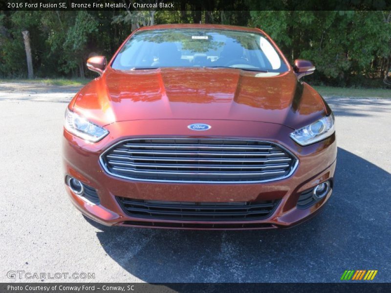 Bronze Fire Metallic / Charcoal Black 2016 Ford Fusion SE