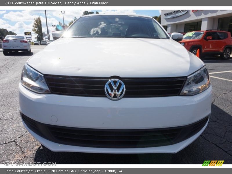 Candy White / Titan Black 2011 Volkswagen Jetta TDI Sedan