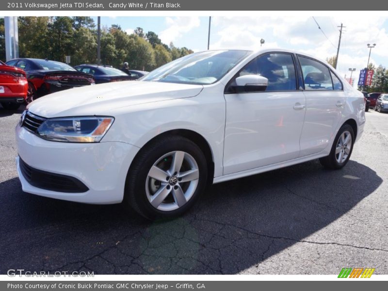 Candy White / Titan Black 2011 Volkswagen Jetta TDI Sedan