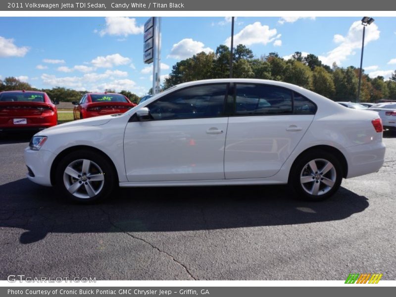 Candy White / Titan Black 2011 Volkswagen Jetta TDI Sedan