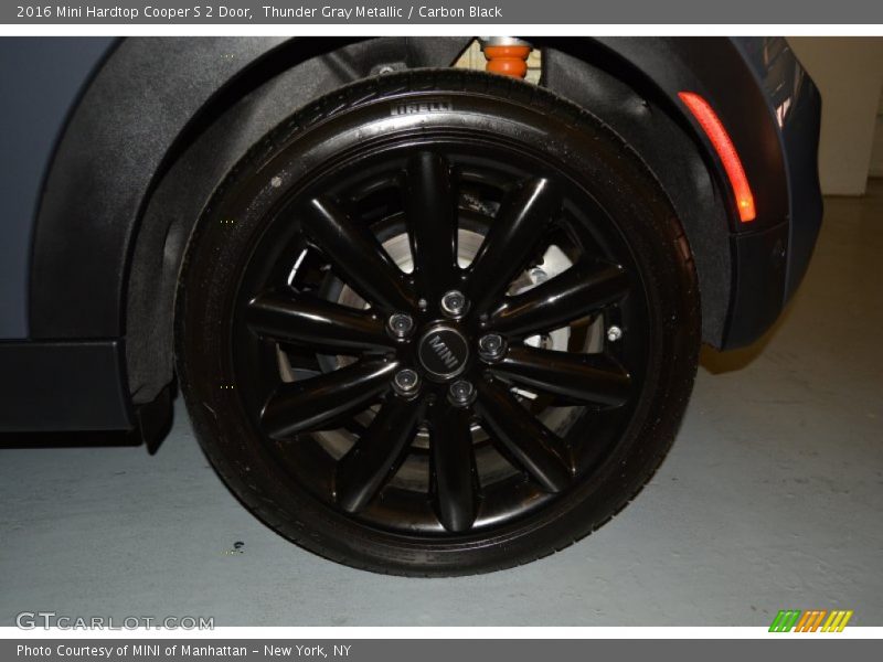 Thunder Gray Metallic / Carbon Black 2016 Mini Hardtop Cooper S 2 Door