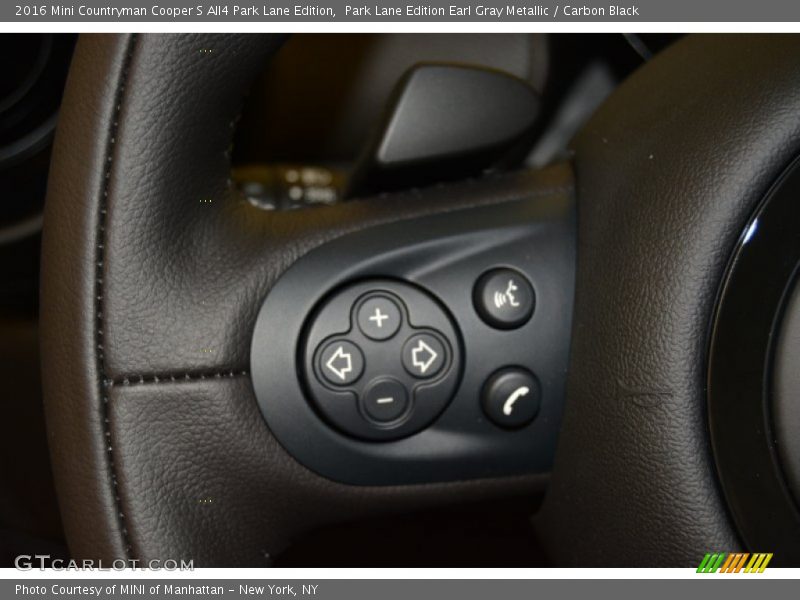 Controls of 2016 Countryman Cooper S All4 Park Lane Edition