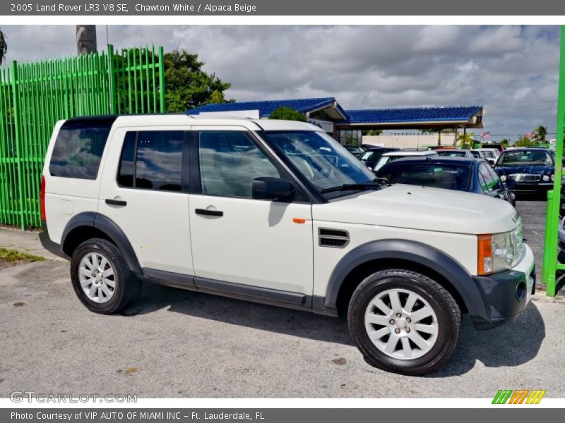 Chawton White / Alpaca Beige 2005 Land Rover LR3 V8 SE