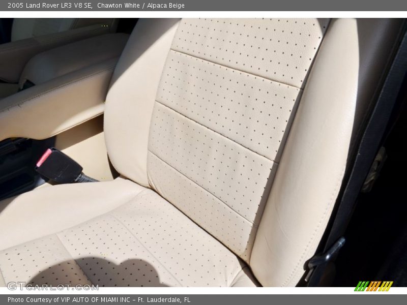Chawton White / Alpaca Beige 2005 Land Rover LR3 V8 SE