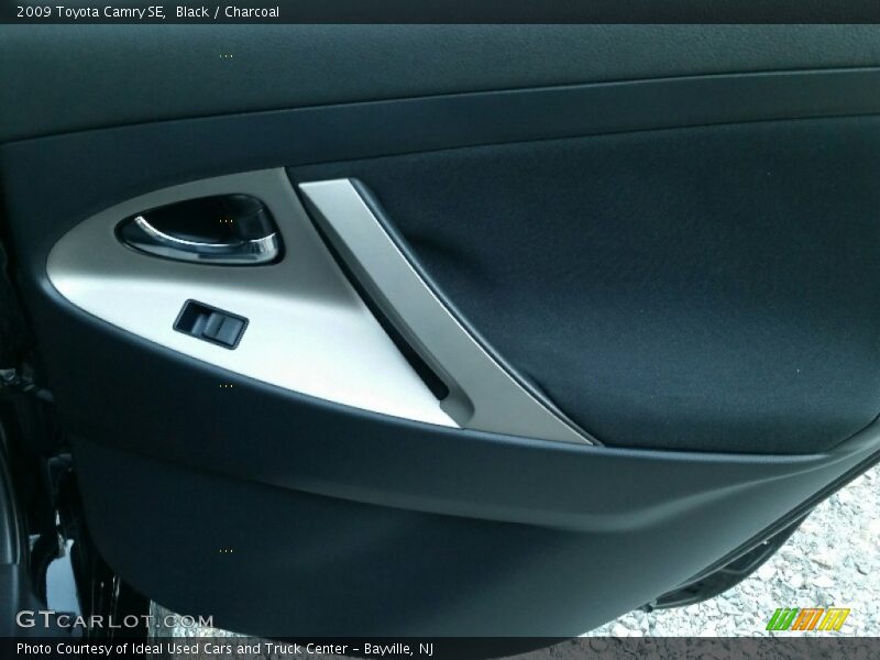 Black / Charcoal 2009 Toyota Camry SE
