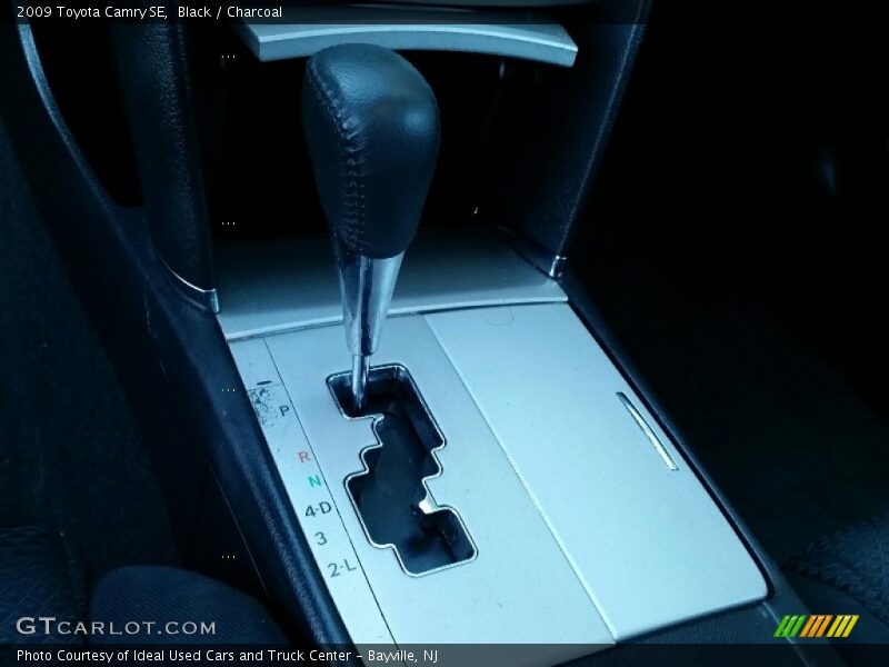 Black / Charcoal 2009 Toyota Camry SE