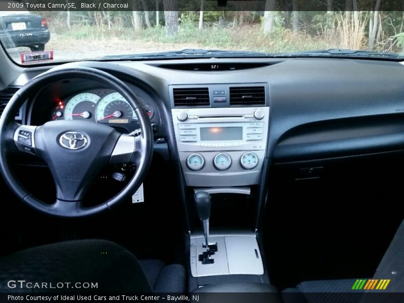 Black / Charcoal 2009 Toyota Camry SE