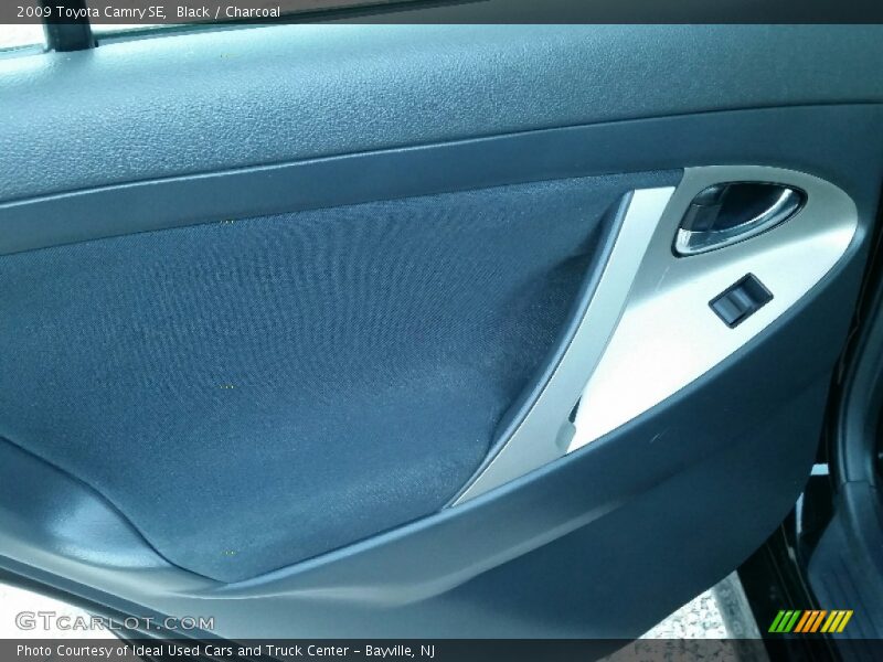 Black / Charcoal 2009 Toyota Camry SE
