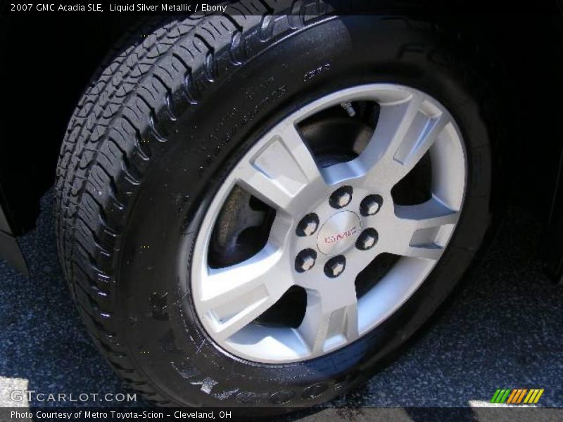 Liquid Silver Metallic / Ebony 2007 GMC Acadia SLE