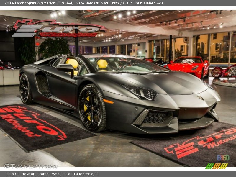 Nero Nemesis Matt Finish / Giallo Taurus/Nero Ade 2014 Lamborghini Aventador LP 700-4