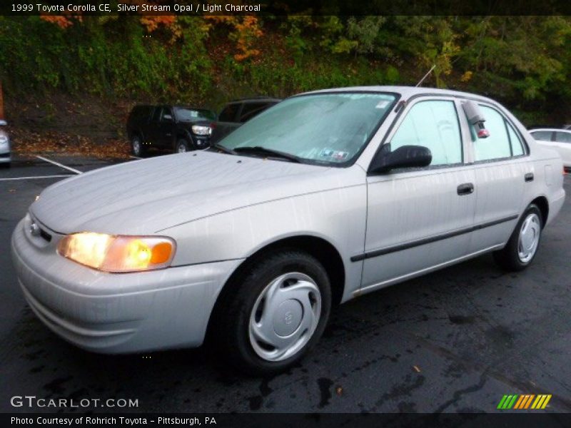 Front 3/4 View of 1999 Corolla CE
