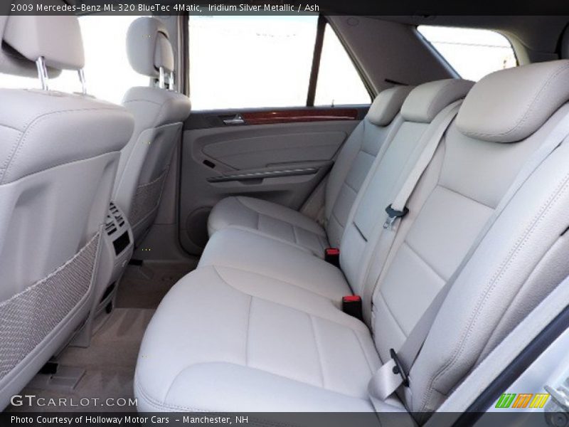 Iridium Silver Metallic / Ash 2009 Mercedes-Benz ML 320 BlueTec 4Matic