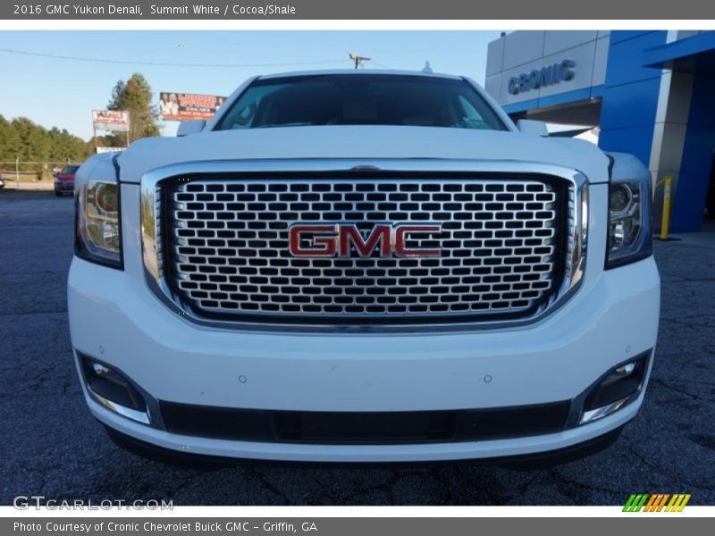 Summit White / Cocoa/Shale 2016 GMC Yukon Denali