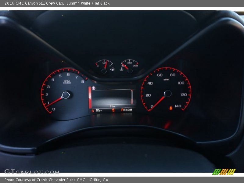 Summit White / Jet Black 2016 GMC Canyon SLE Crew Cab