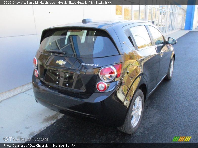 Mosaic Black Metallic / Jet Black/Brick 2016 Chevrolet Sonic LT Hatchback