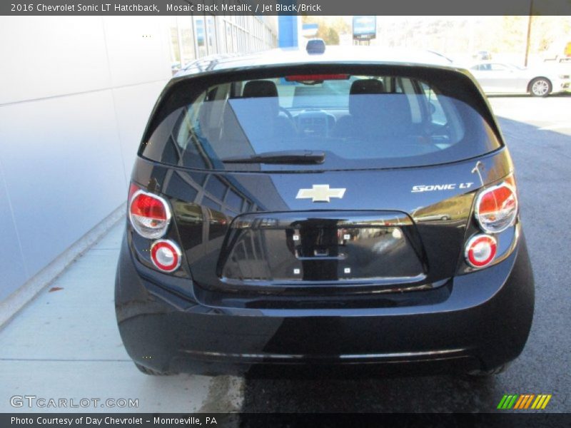 Mosaic Black Metallic / Jet Black/Brick 2016 Chevrolet Sonic LT Hatchback