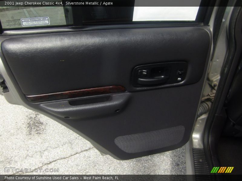 Silverstone Metallic / Agate 2001 Jeep Cherokee Classic 4x4