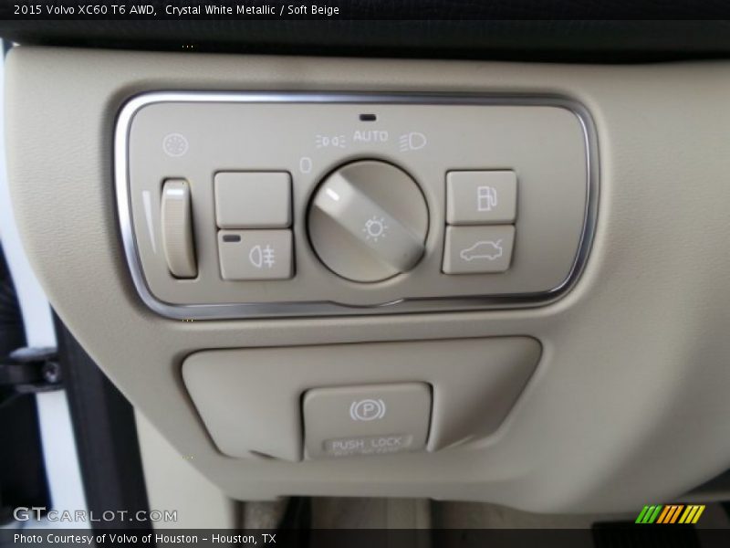 Crystal White Metallic / Soft Beige 2015 Volvo XC60 T6 AWD