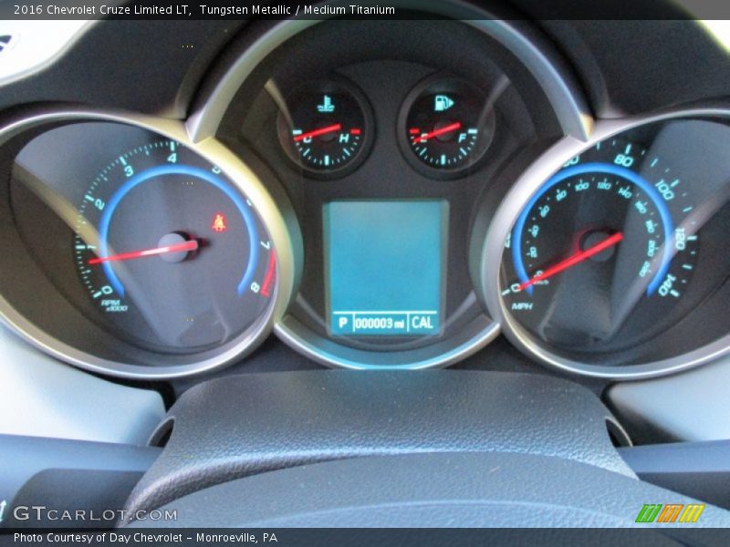 Tungsten Metallic / Medium Titanium 2016 Chevrolet Cruze Limited LT