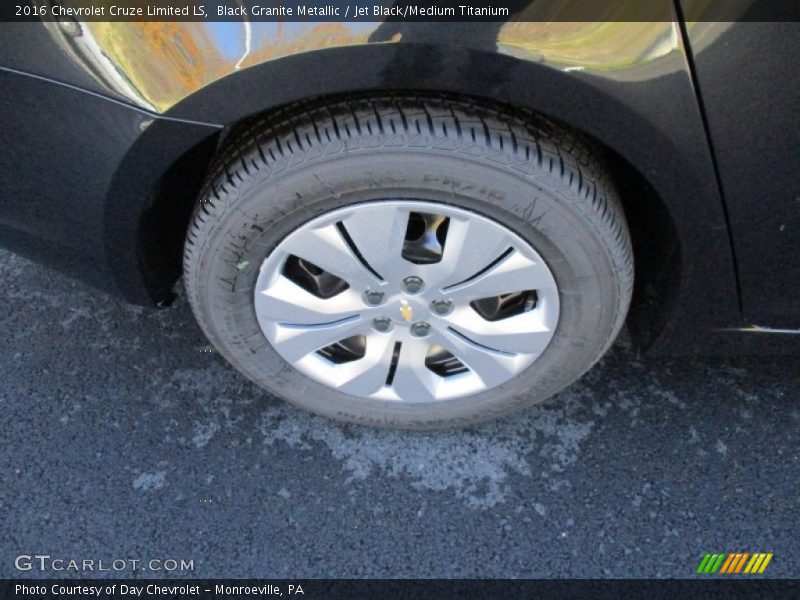 Black Granite Metallic / Jet Black/Medium Titanium 2016 Chevrolet Cruze Limited LS
