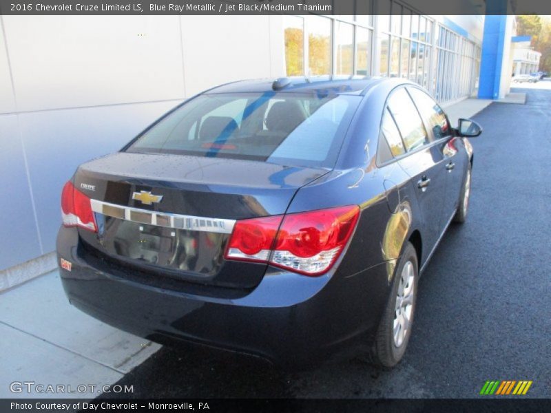 Blue Ray Metallic / Jet Black/Medium Titanium 2016 Chevrolet Cruze Limited LS