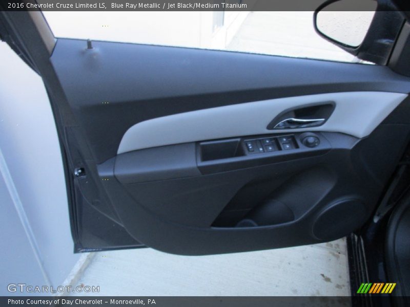 Blue Ray Metallic / Jet Black/Medium Titanium 2016 Chevrolet Cruze Limited LS