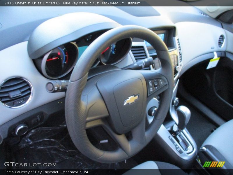 Blue Ray Metallic / Jet Black/Medium Titanium 2016 Chevrolet Cruze Limited LS