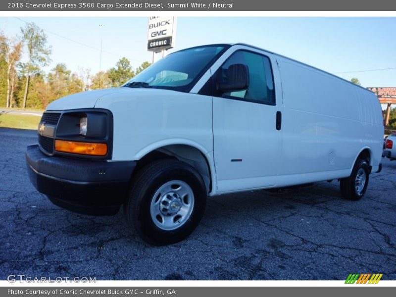 Summit White / Neutral 2016 Chevrolet Express 3500 Cargo Extended Diesel
