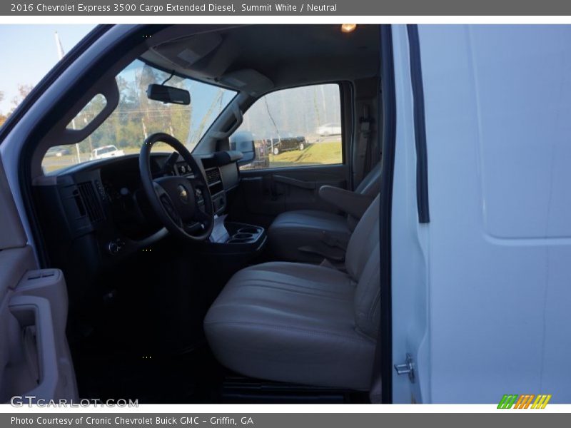 Summit White / Neutral 2016 Chevrolet Express 3500 Cargo Extended Diesel
