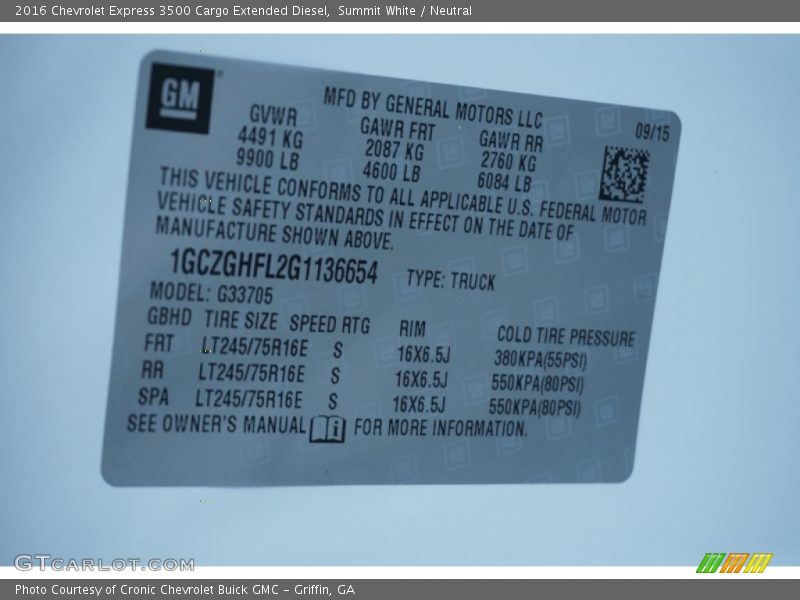 Summit White / Neutral 2016 Chevrolet Express 3500 Cargo Extended Diesel