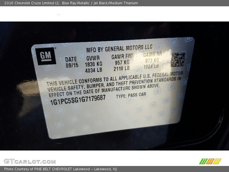 Blue Ray Metallic / Jet Black/Medium Titanium 2016 Chevrolet Cruze Limited LS