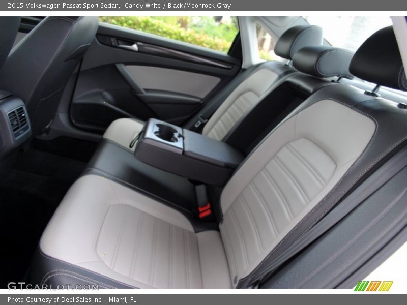 Candy White / Black/Moonrock Gray 2015 Volkswagen Passat Sport Sedan