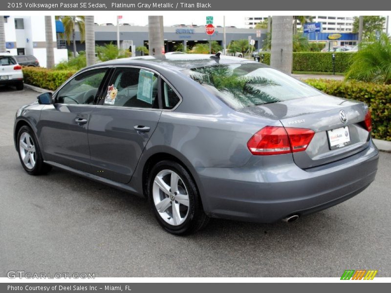 Platinum Gray Metallic / Titan Black 2015 Volkswagen Passat SE Sedan