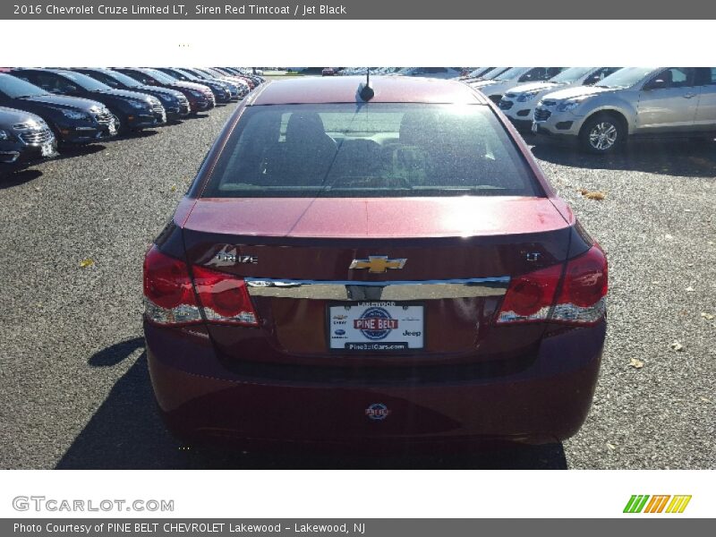 Siren Red Tintcoat / Jet Black 2016 Chevrolet Cruze Limited LT