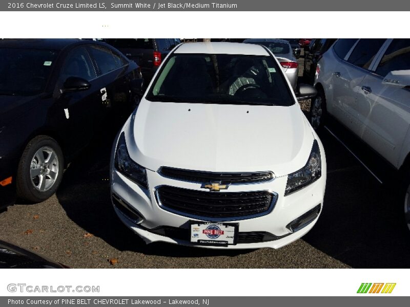 Summit White / Jet Black/Medium Titanium 2016 Chevrolet Cruze Limited LS