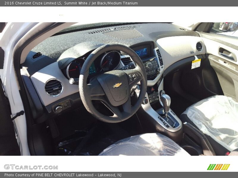 Summit White / Jet Black/Medium Titanium 2016 Chevrolet Cruze Limited LS