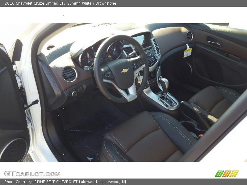 Summit White / Brownstone 2016 Chevrolet Cruze Limited LT