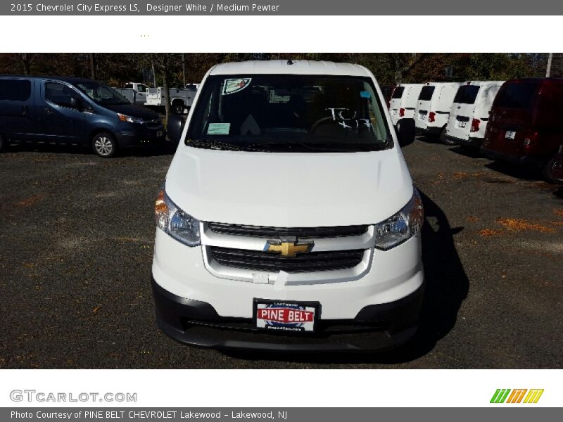 Designer White / Medium Pewter 2015 Chevrolet City Express LS