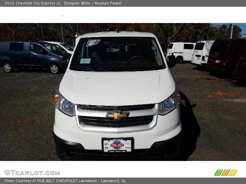 Designer White / Medium Pewter 2015 Chevrolet City Express LS
