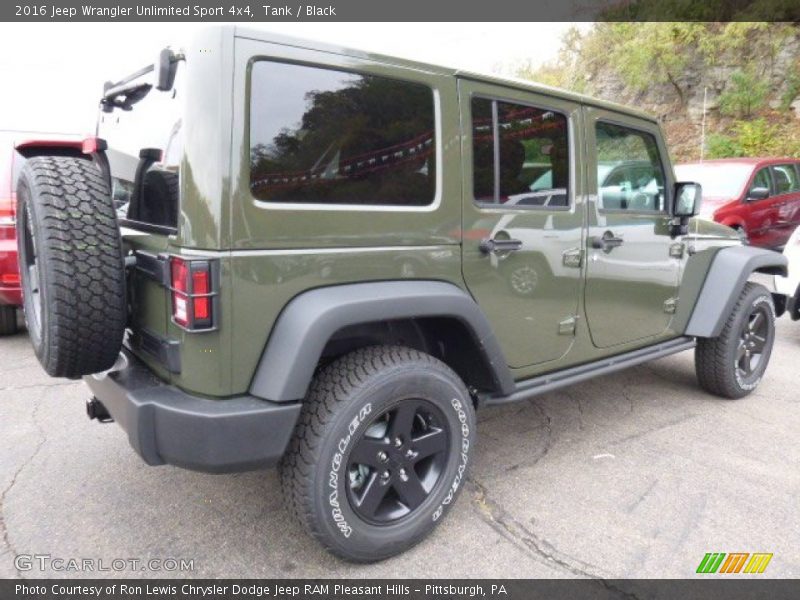 Tank / Black 2016 Jeep Wrangler Unlimited Sport 4x4