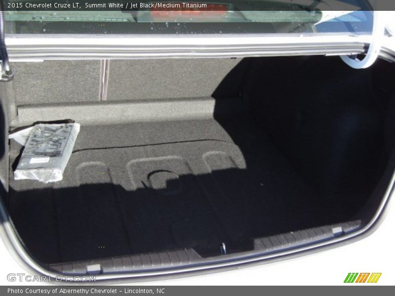 Summit White / Jet Black/Medium Titanium 2015 Chevrolet Cruze LT