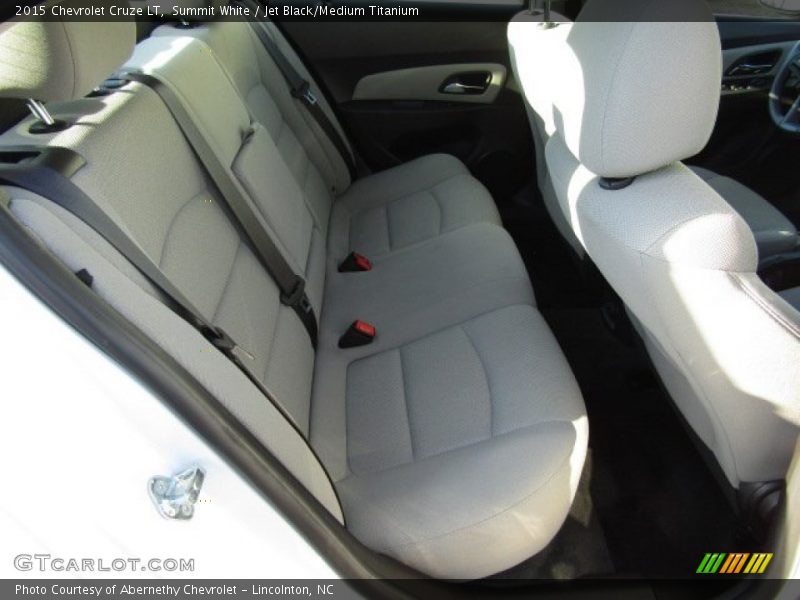 Summit White / Jet Black/Medium Titanium 2015 Chevrolet Cruze LT