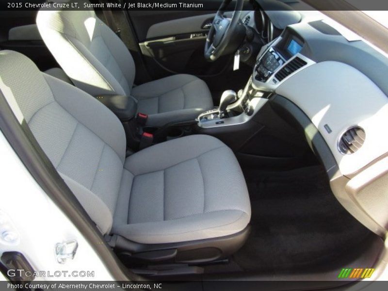 Summit White / Jet Black/Medium Titanium 2015 Chevrolet Cruze LT