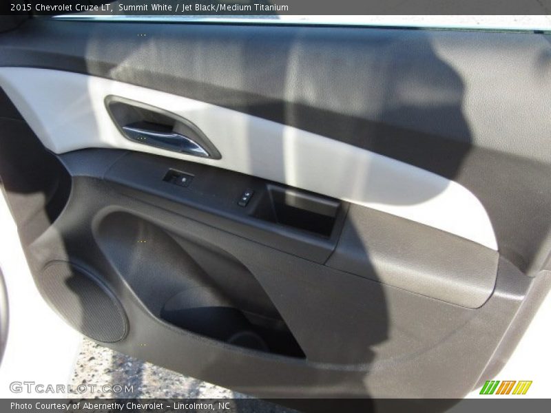 Summit White / Jet Black/Medium Titanium 2015 Chevrolet Cruze LT